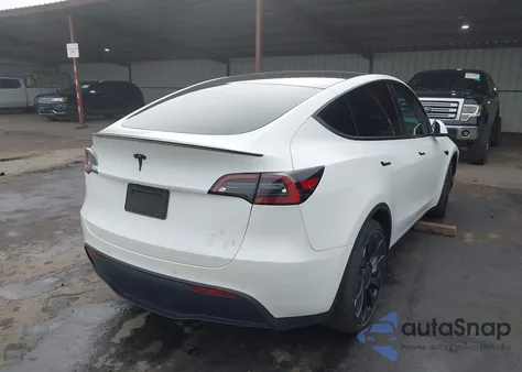 2022 Tesla Model Y Performance Dual Motor All-Wheel Drive z USA, uszkodzony, nr VIN 7SAYGDEF1NF485957